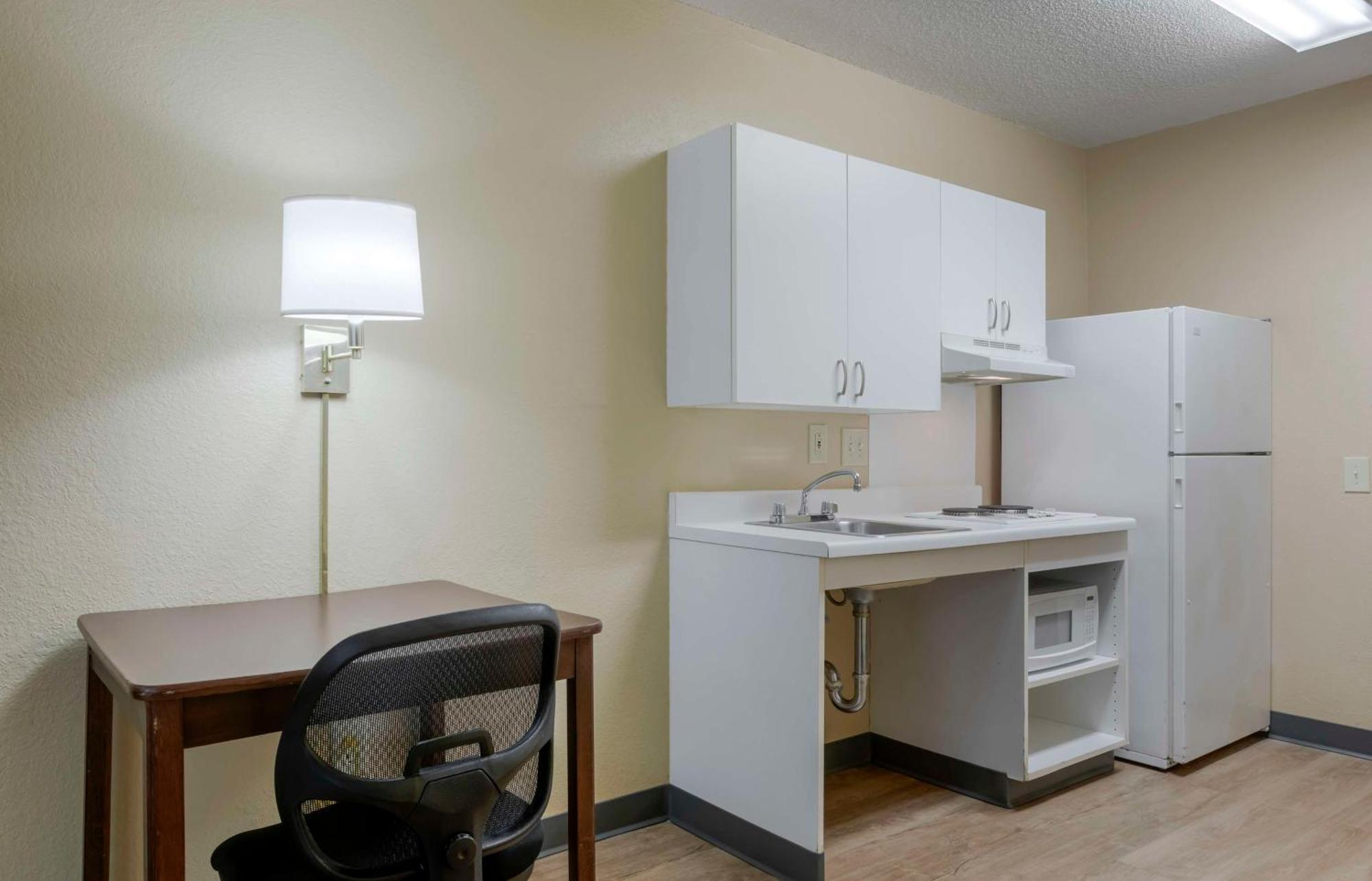 Extended Stay America Suites - Melbourne - Airport מראה חיצוני תמונה