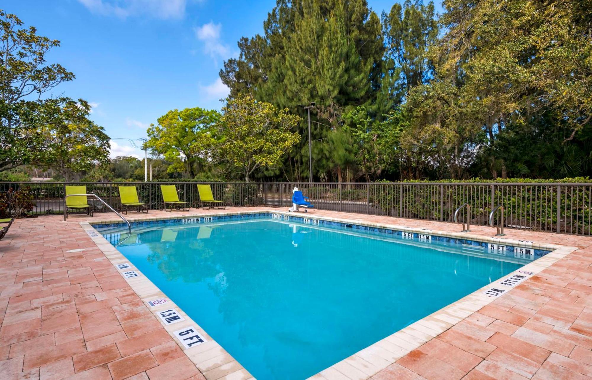 Extended Stay America Suites - Melbourne - Airport מראה חיצוני תמונה
